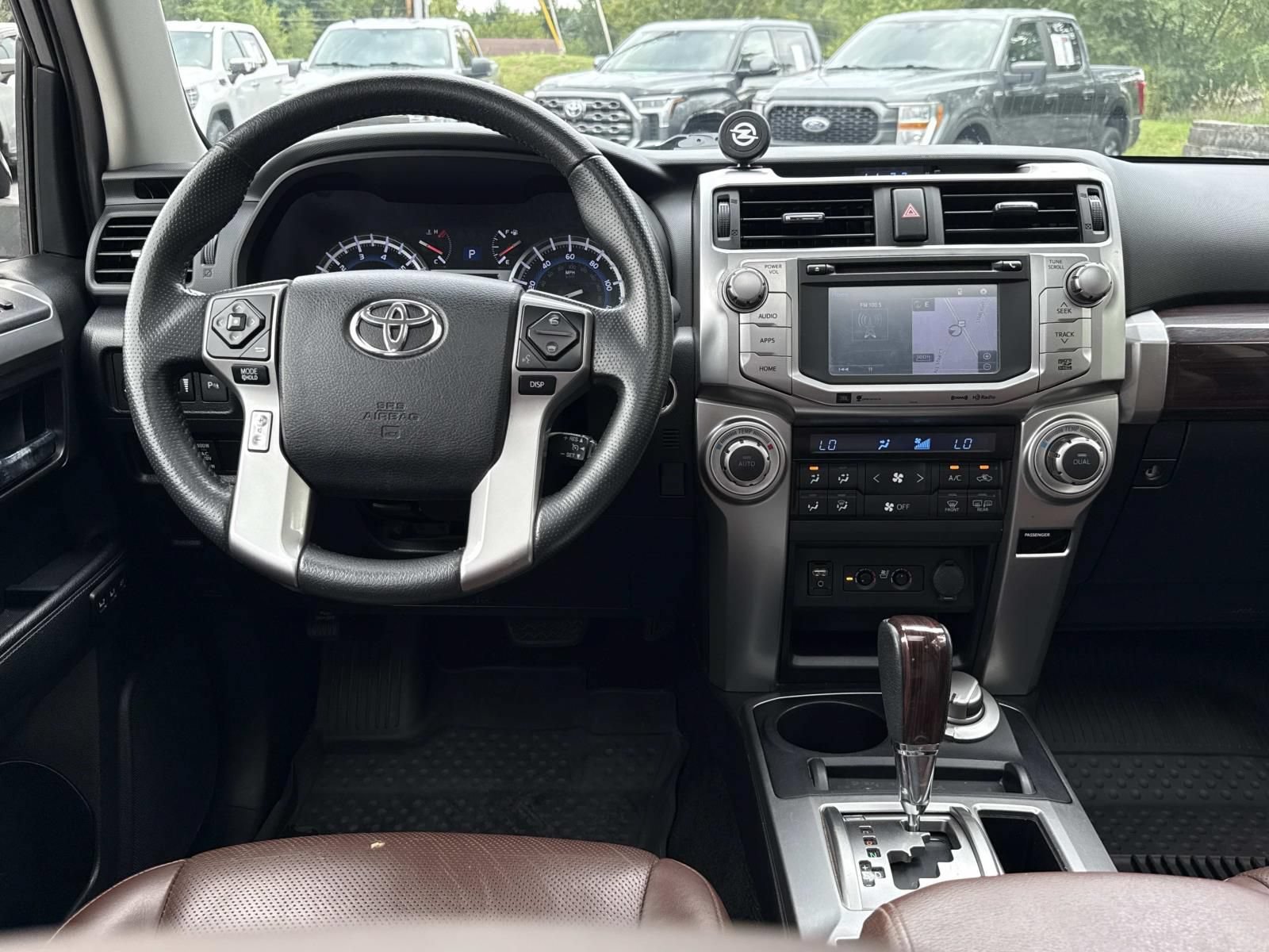 Used 2019 Toyota 4Runner Limited AWD/4WD image 8