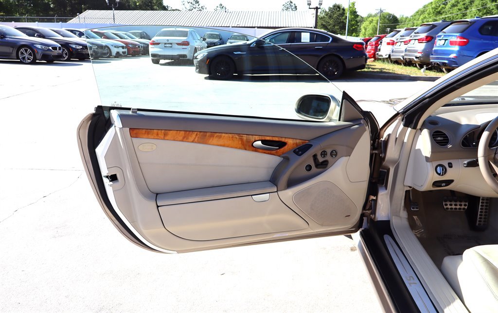 Used 2003 Mercedes-Benz SL 500 image 40