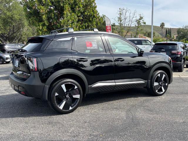 Certified 2025 Nissan Kicks SR FWD image 3