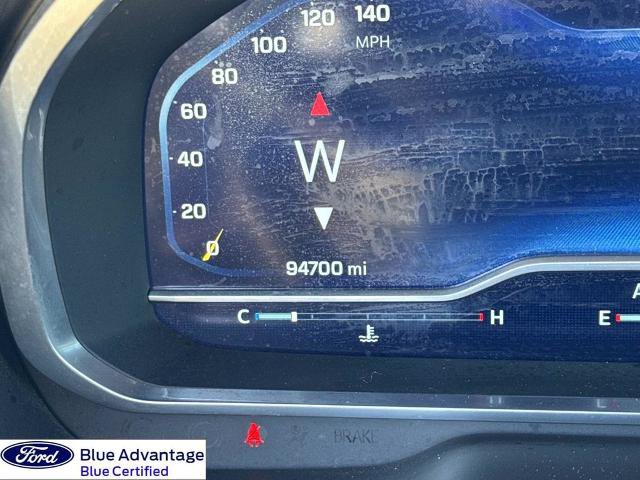 Used 2023 Chevrolet Suburban Premier image 2