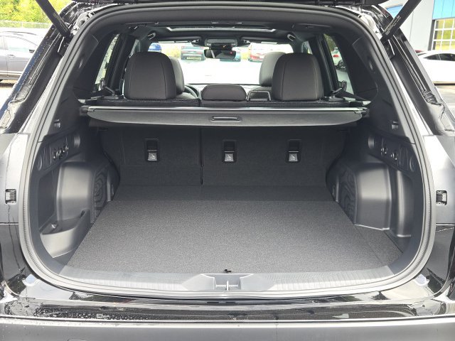 New 2026 Subaru Forester Premium AWD/4WD image 18