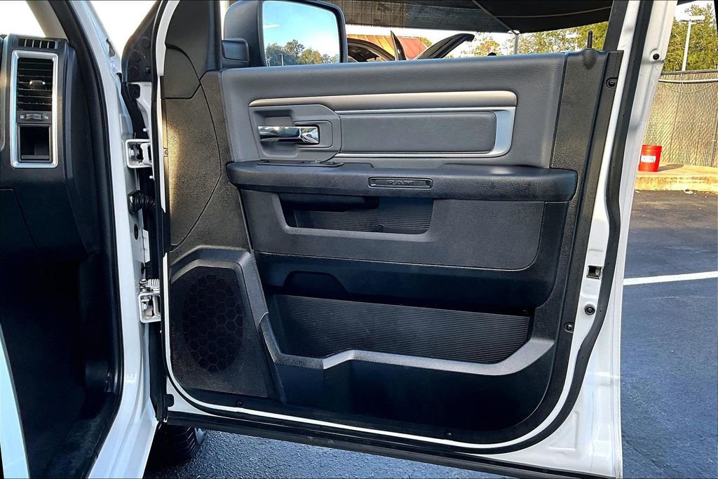 Used 2024 RAM 1500 Classic SLT image 27