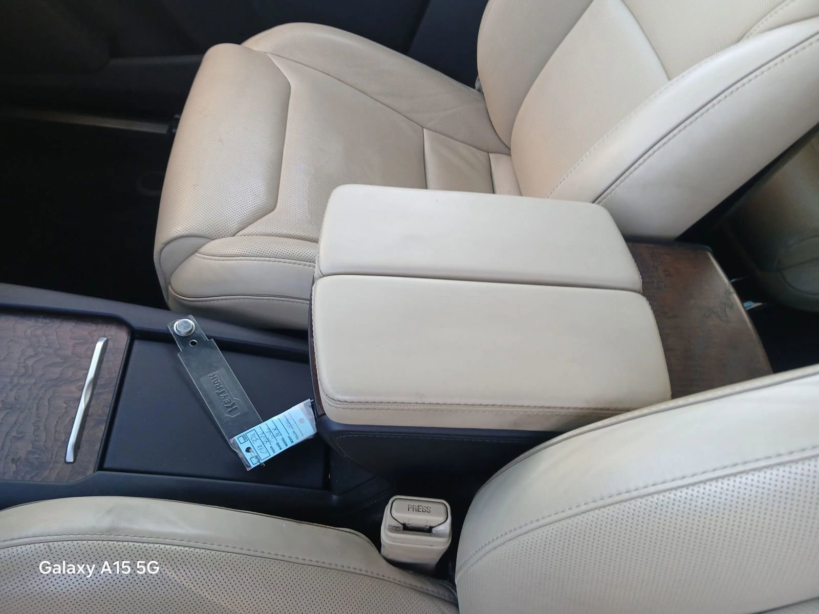 Used 2016 Tesla Model X 90D image 7