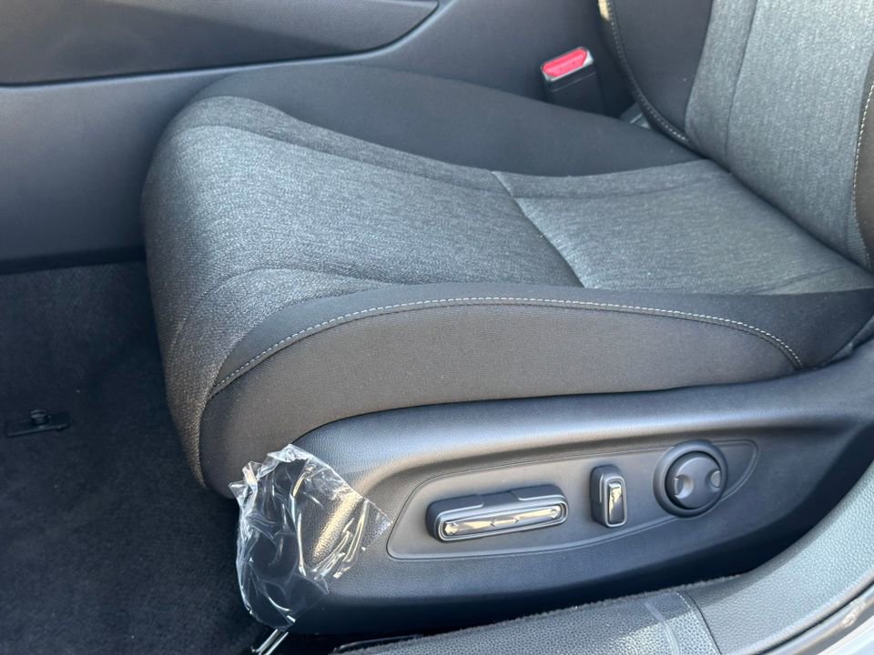 New 2025 Honda Accord SE image 13