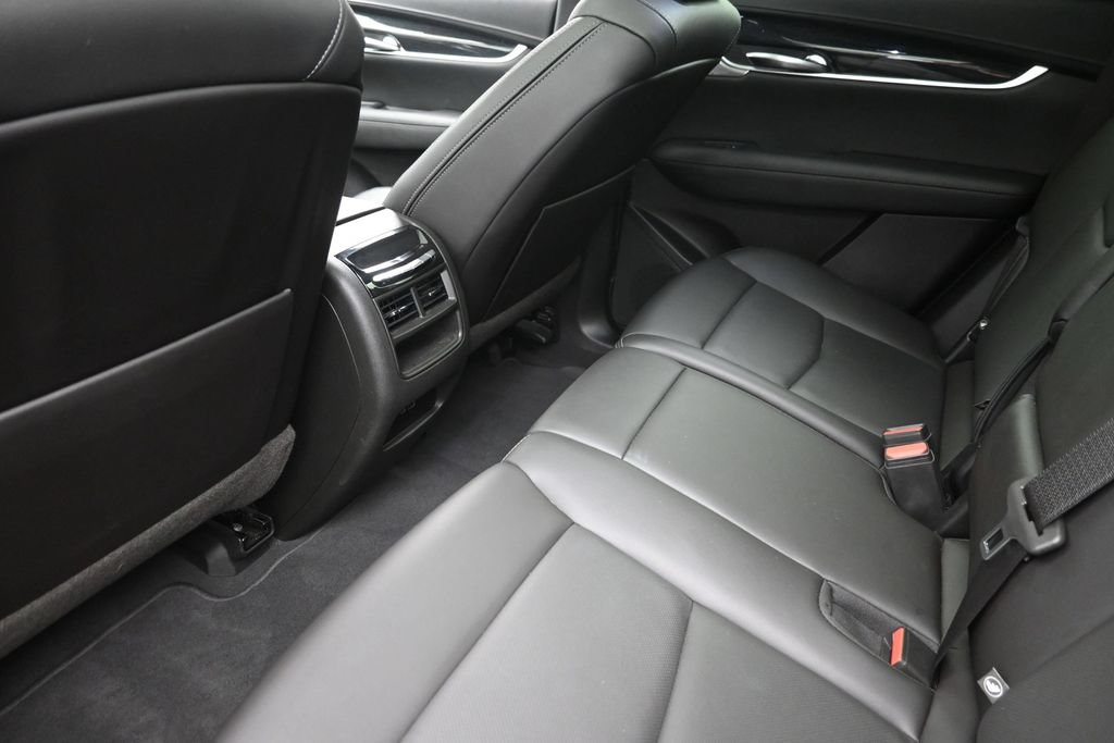 Used 2023 Cadillac XT5 Premium Luxury AWD/4WD image 12