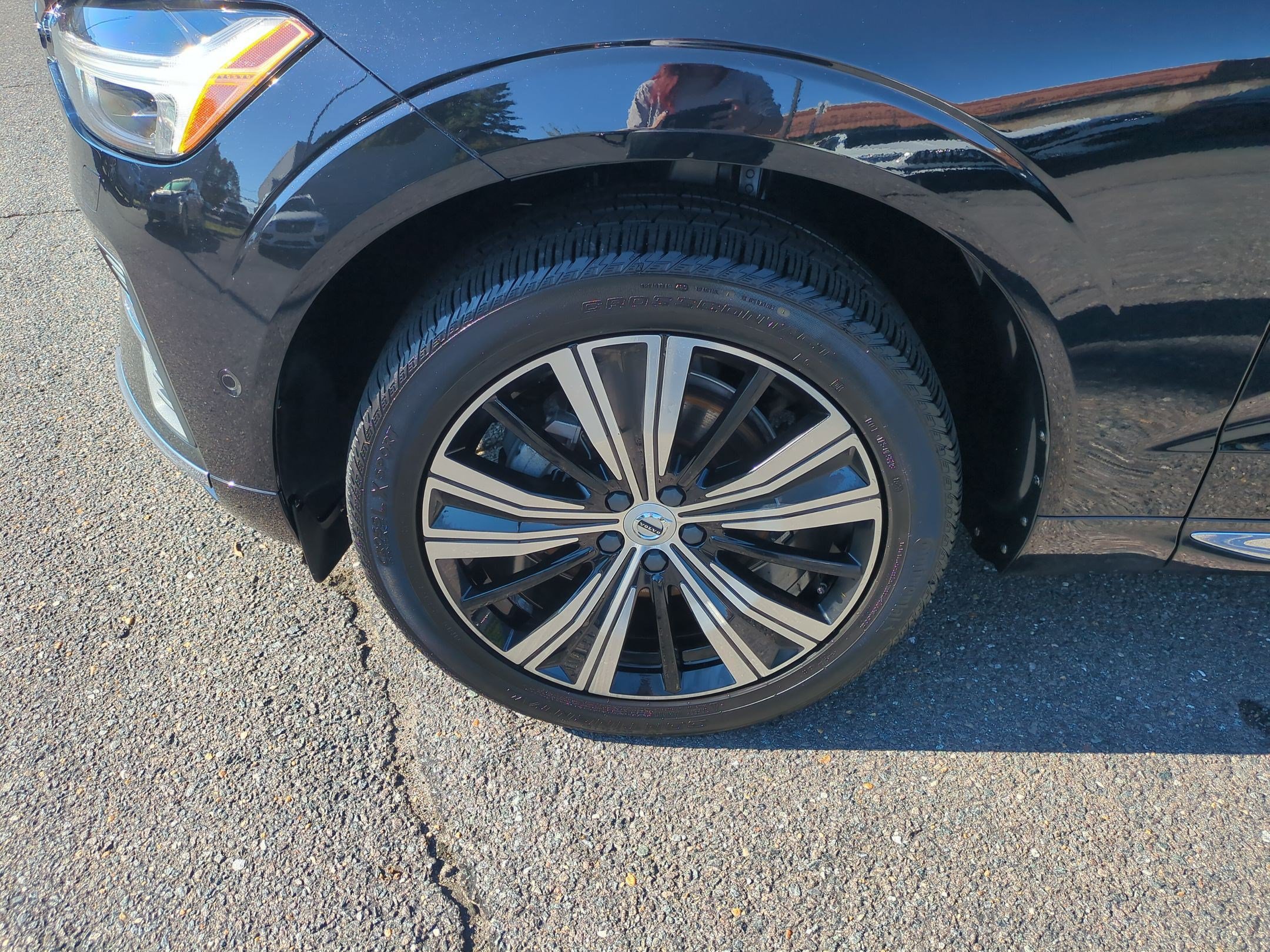Used 2022 Volvo XC60 B5 Inscription w/ Advanced Package AWD/4WD image 10