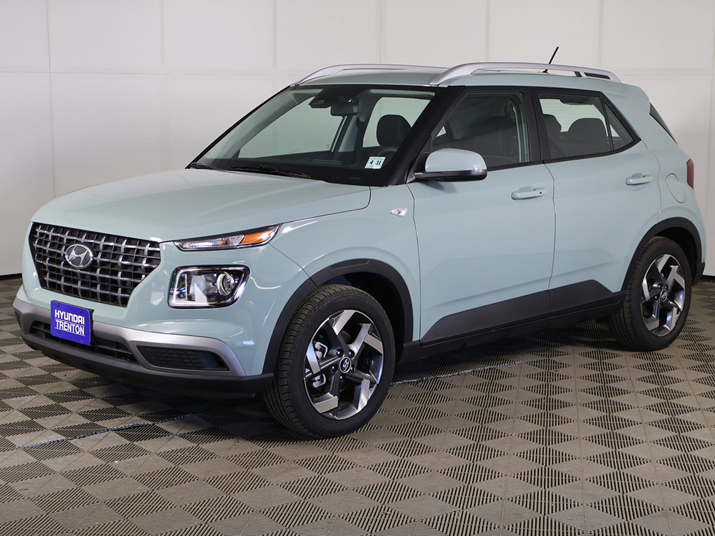 Certified 2026 Hyundai Venue SEL FWD image 7
