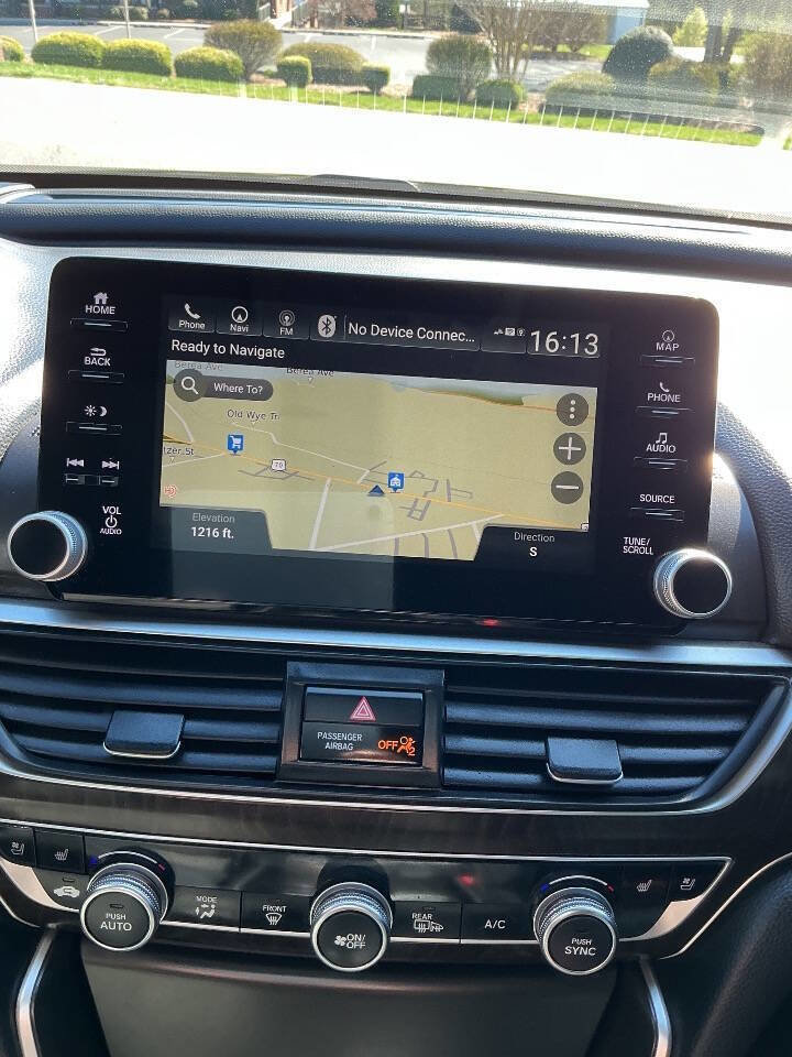 Used 2019 Honda Accord Touring image 21