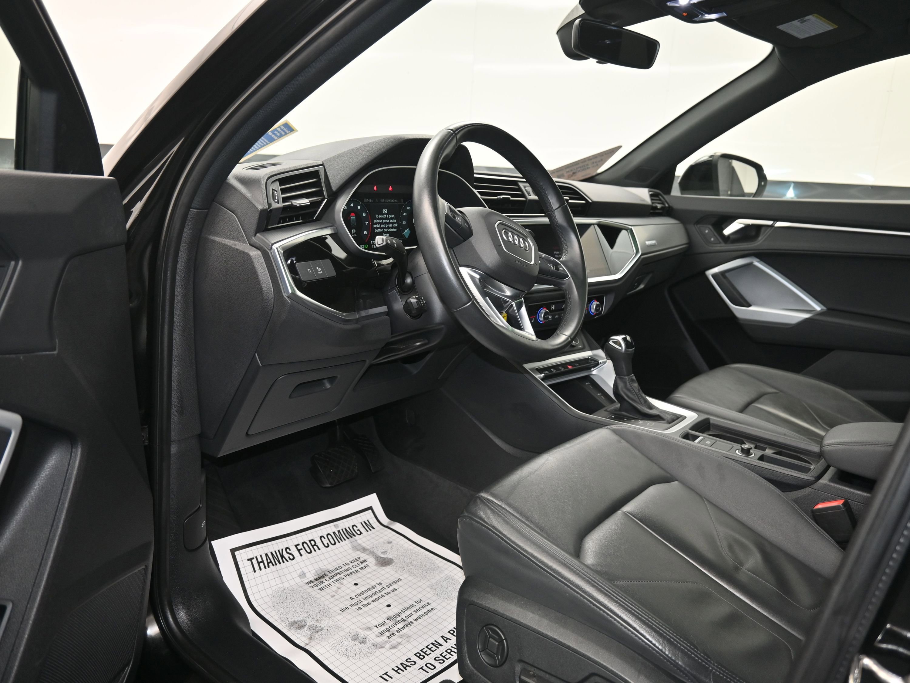 Used 2024 Audi Q3 2.0T Premium image 19