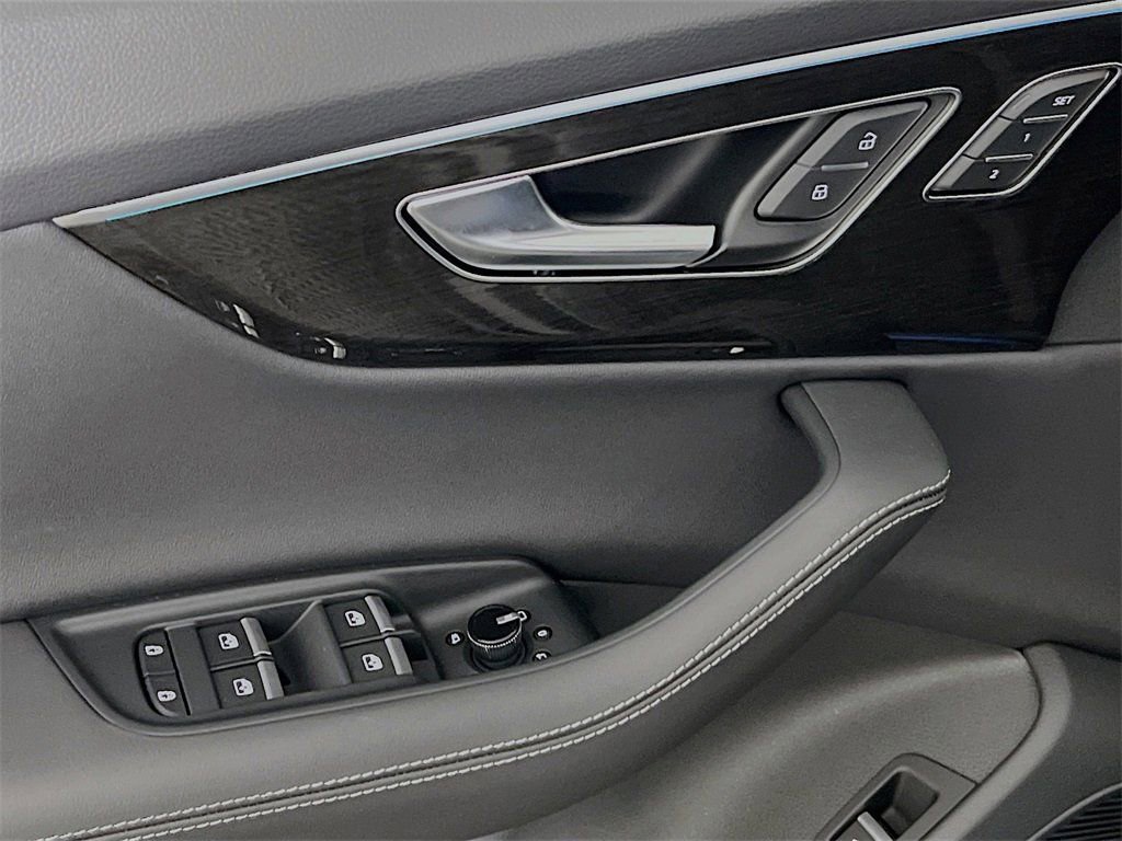 New 2026 Audi Q7 3.0T Premium Plus AWD/4WD image 19
