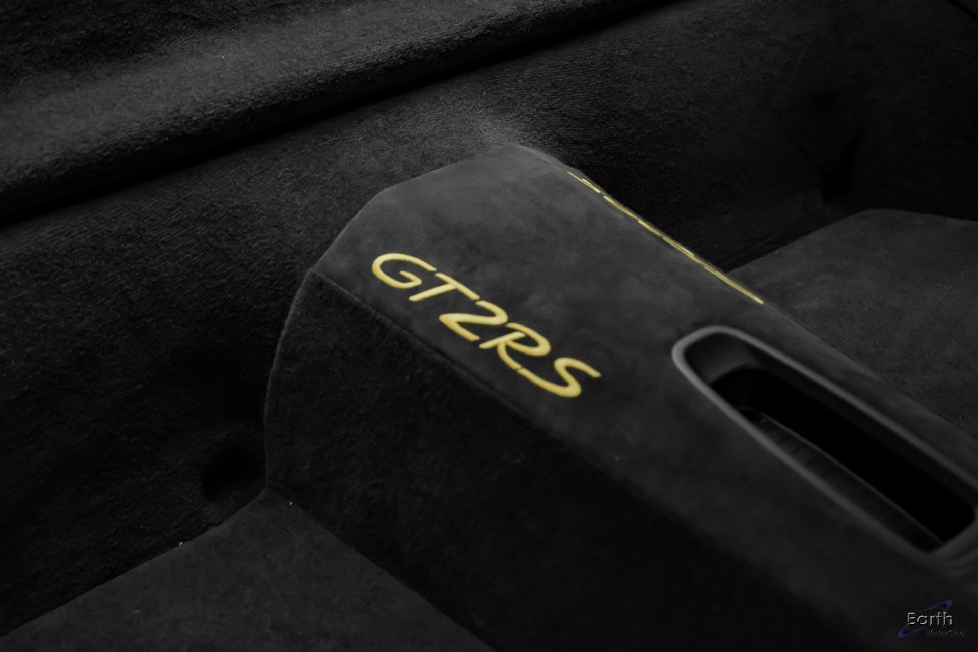 Used 2019 Porsche 911 GT2 RS w/ Weissach Package image 96