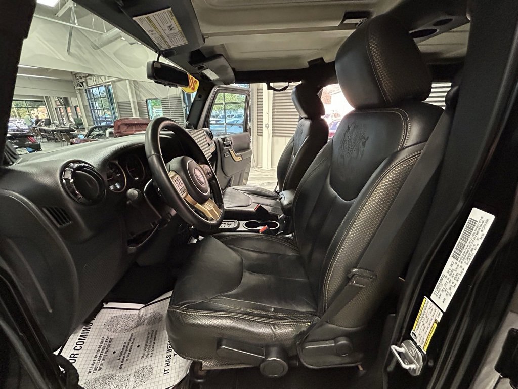 Used 2014 Jeep Wrangler Unlimited Sahara image 49
