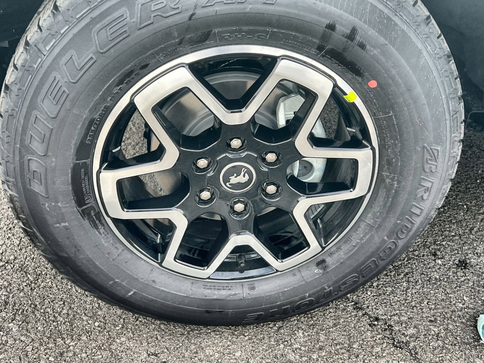 New 2025 Ford Bronco Outer Banks image 12