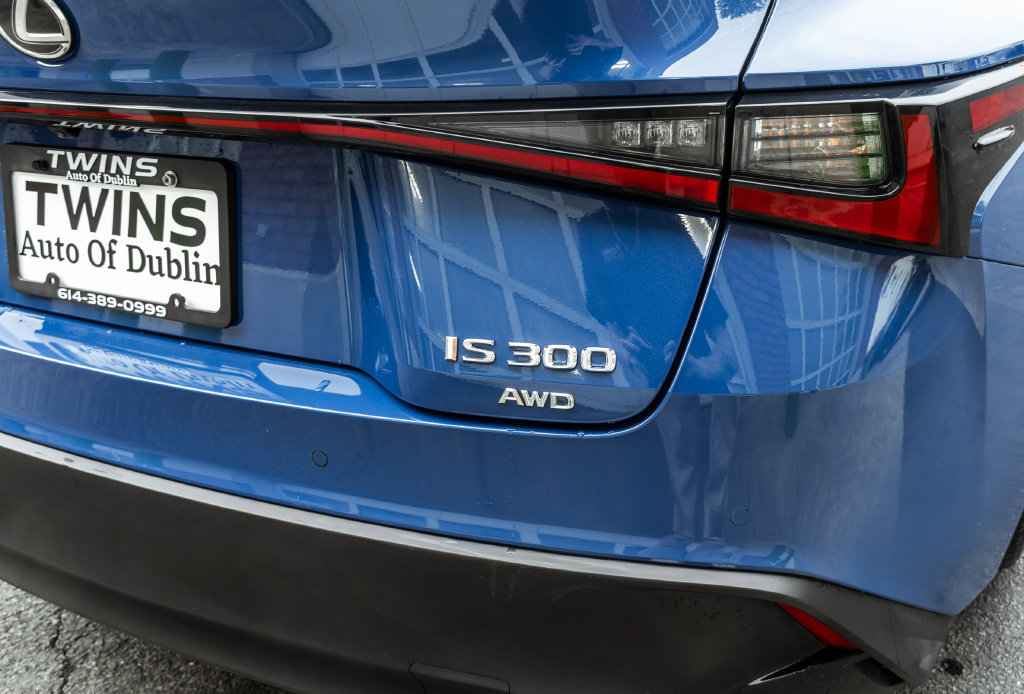 Used 2024 Lexus IS 300 AWD w/ Premium Package image 33
