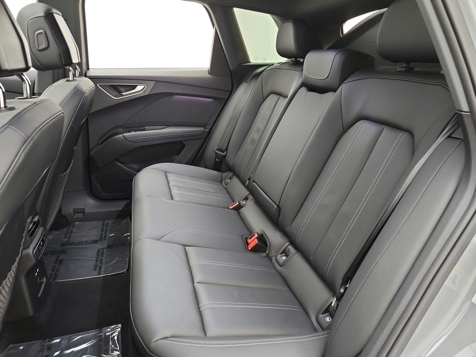 Used 2024 Audi Q4 e-tron Premium Plus w/ Premium Plus AWD/4WD image 15