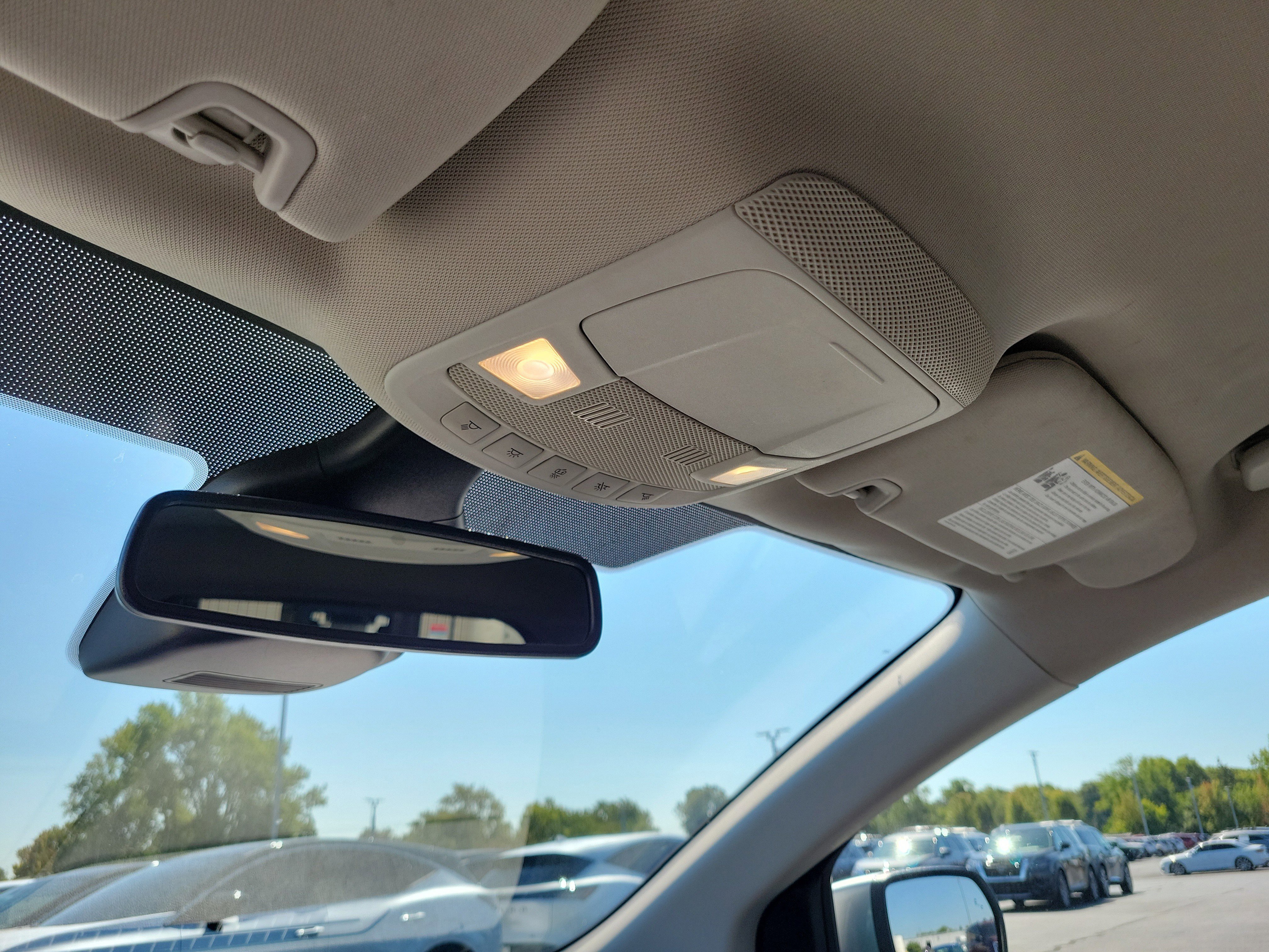 Used 2024 Ford Edge SEL image 30