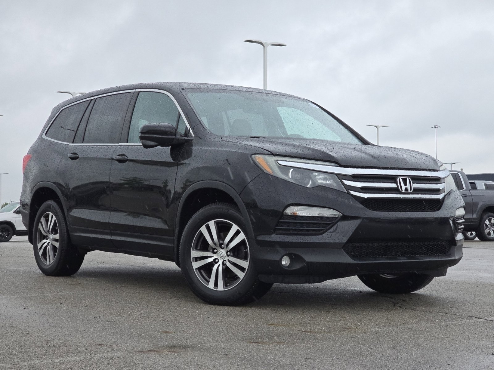 Used 2016 Honda Pilot EX-L image 2