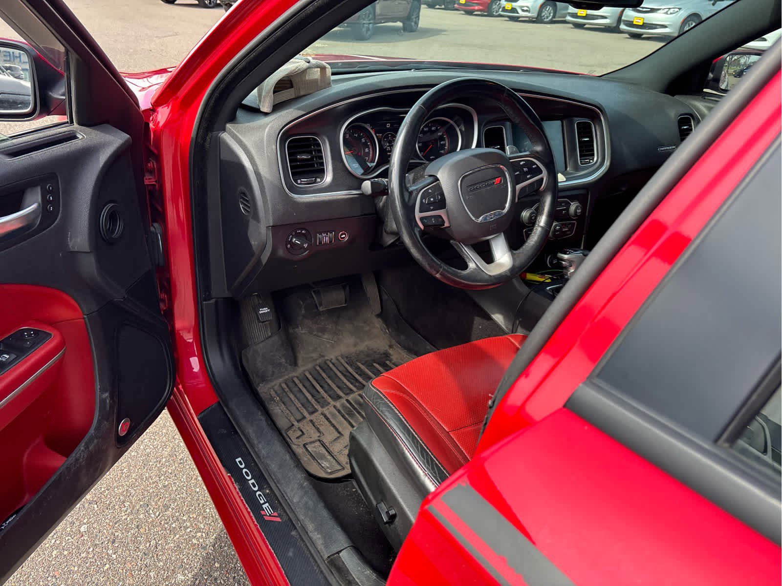 Used 2015 Dodge Charger SXT w/ AWD Plus Group image 9