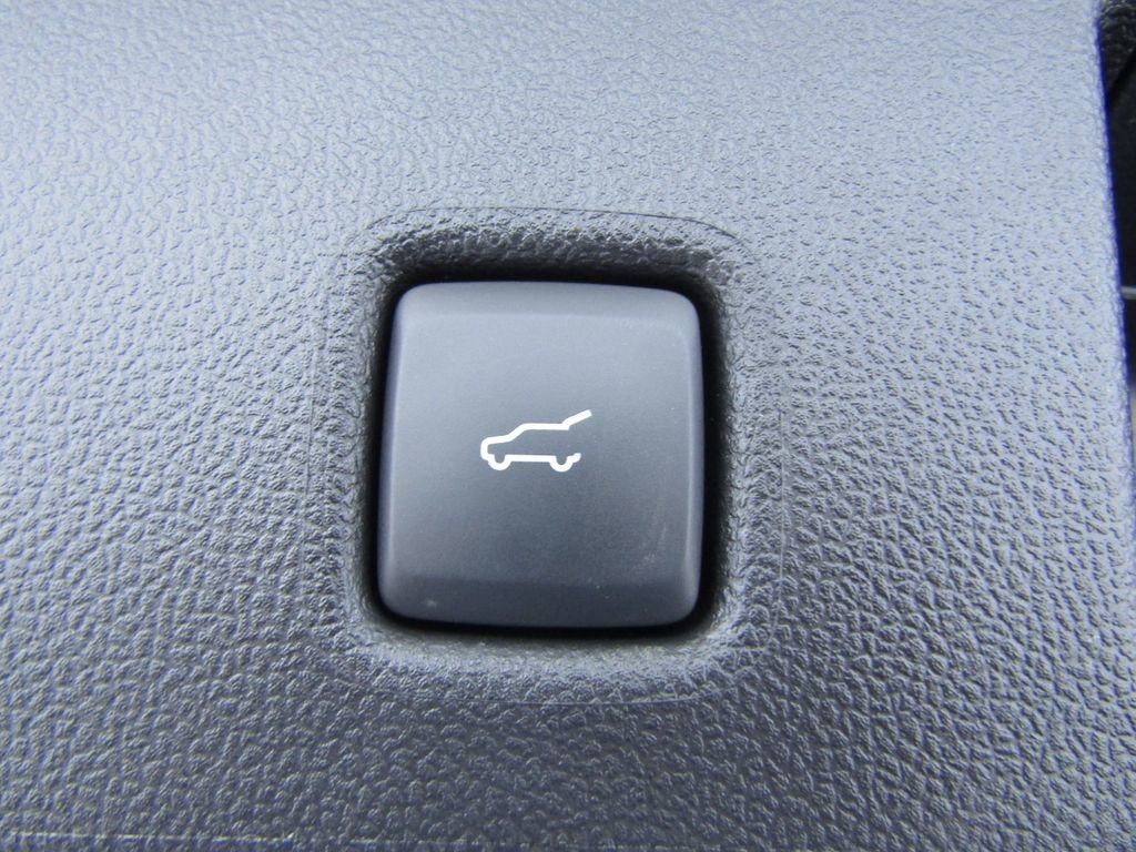 New 2026 Ford Escape Platinum image 40