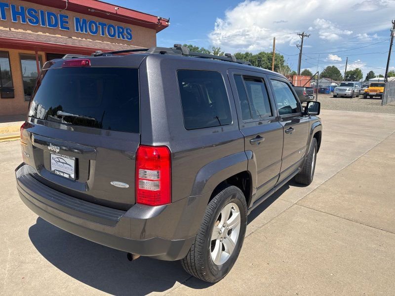 Used 2015 Jeep Patriot Latitude image 3