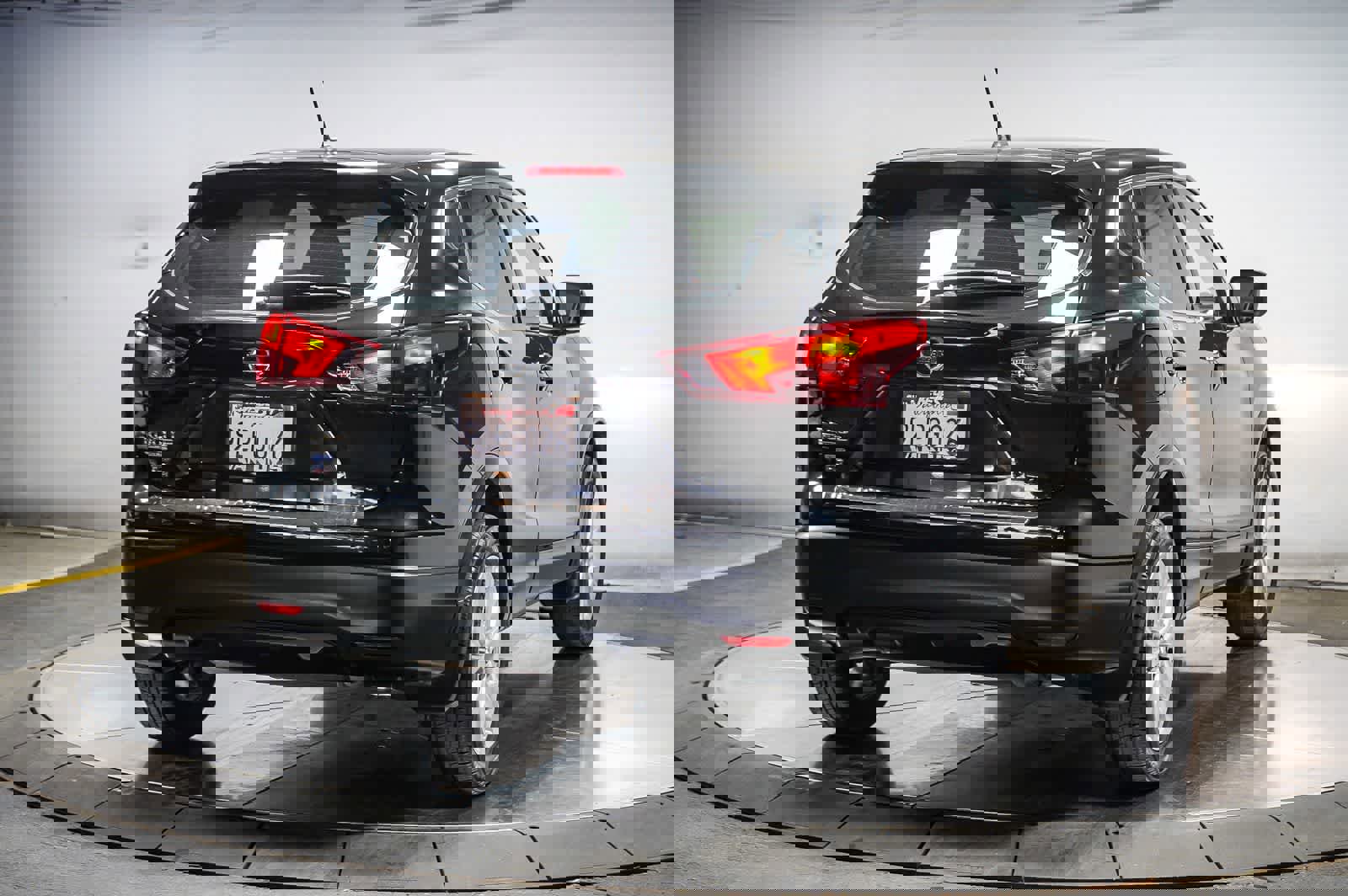 Used 2019 Nissan Rogue Sport S w/ Appearance Package FWD image 10