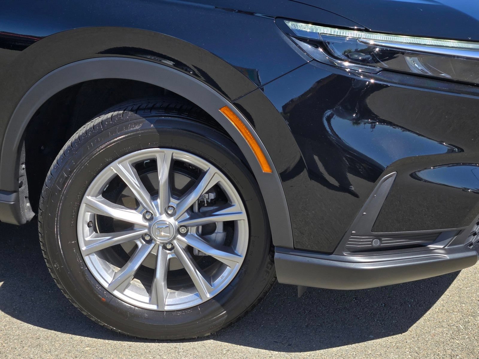 Used 2025 Honda CR-V EX-L image 9