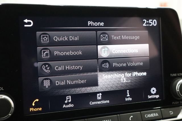 Used 2024 Nissan Rogue SV image 36