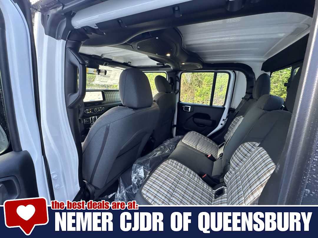 New 2026 Jeep Gladiator Sport AWD/4WD image 22