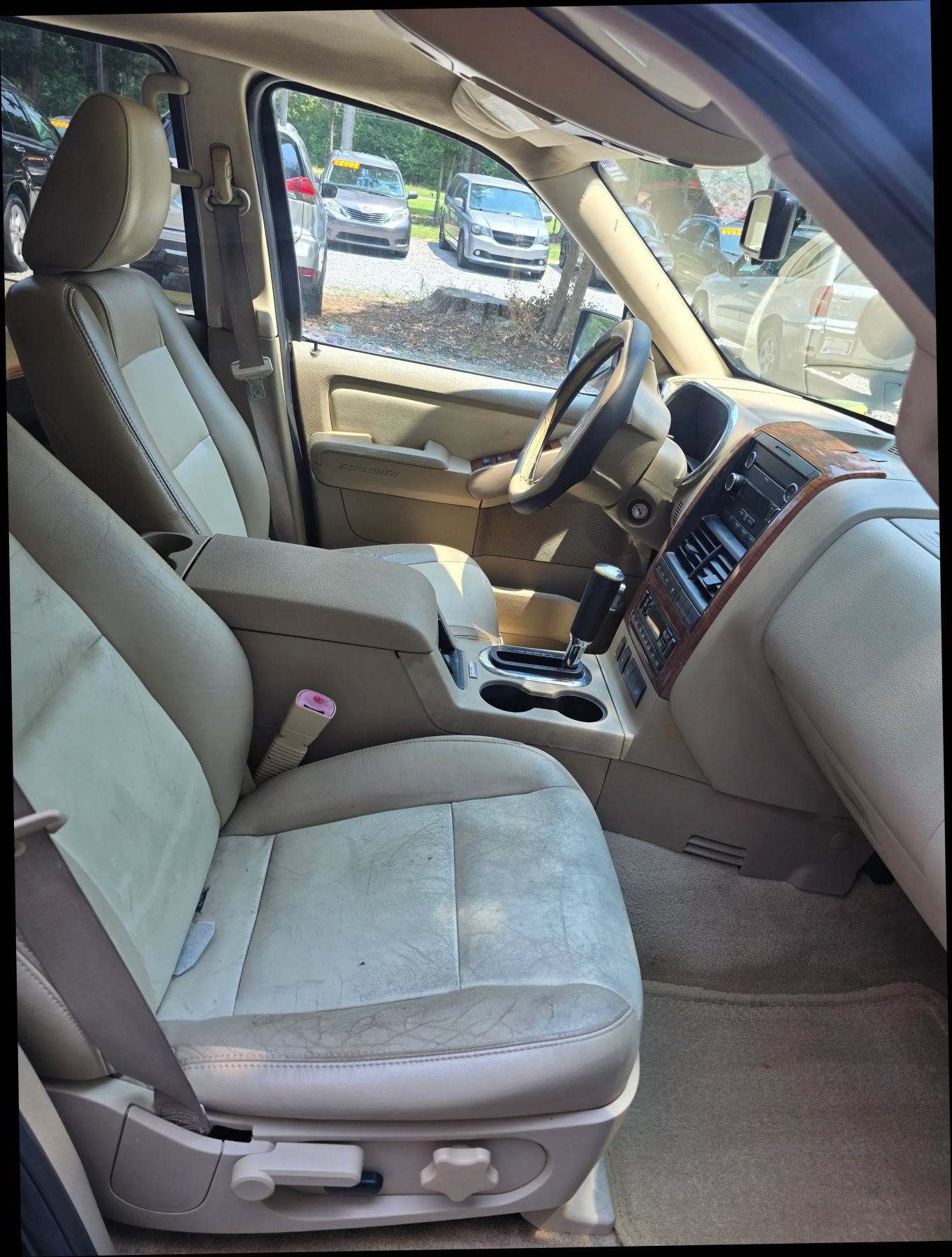 Used 2009 Ford Explorer Eddie Bauer RWD image 6