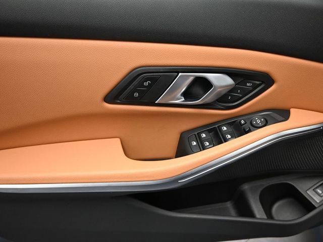 Used 2025 BMW 330i xDrive Sedan image 18