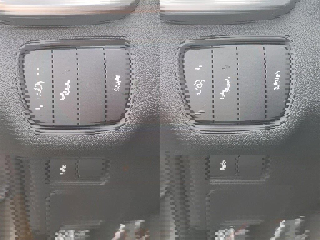 Used 2019 Kia Sorento LX w/ LX Convenience Package image 30