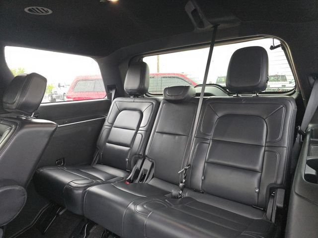 Used 2023 Lincoln Navigator Reserve AWD/4WD image 14