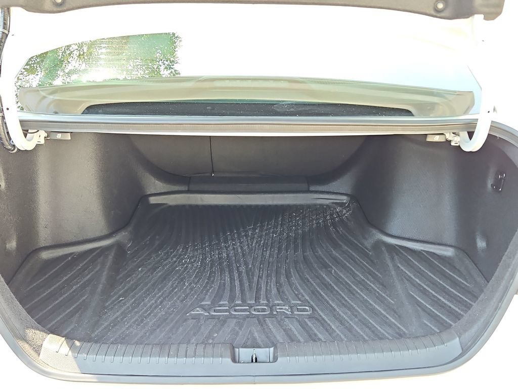 Used 2023 Honda Accord Touring image 32