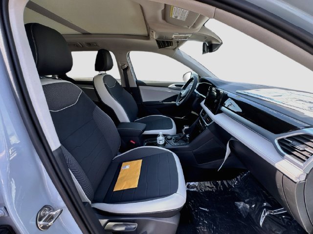 New 2026 Volkswagen Taos SE AWD/4WD image 28