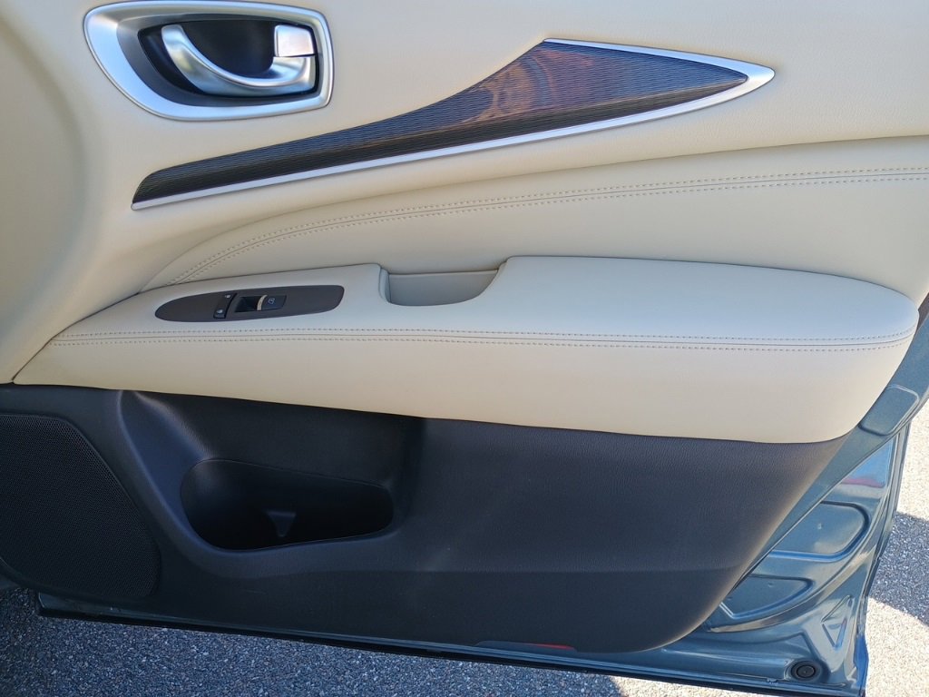 Used 2017 INFINITI QX60 FWD w/ Premium Plus Package image 25