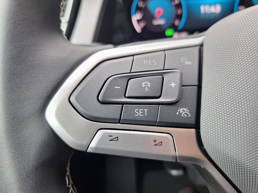 New 2026 Volkswagen Atlas Cross Sport SE image 13