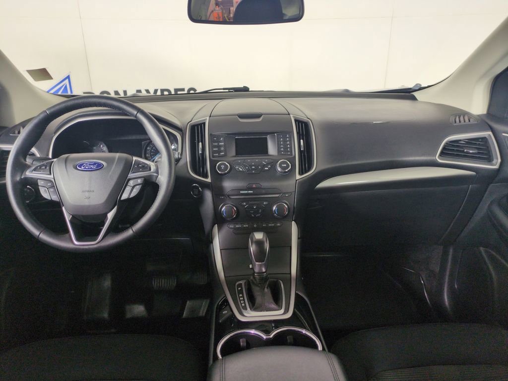 Used 2018 Ford Edge SEL image 13