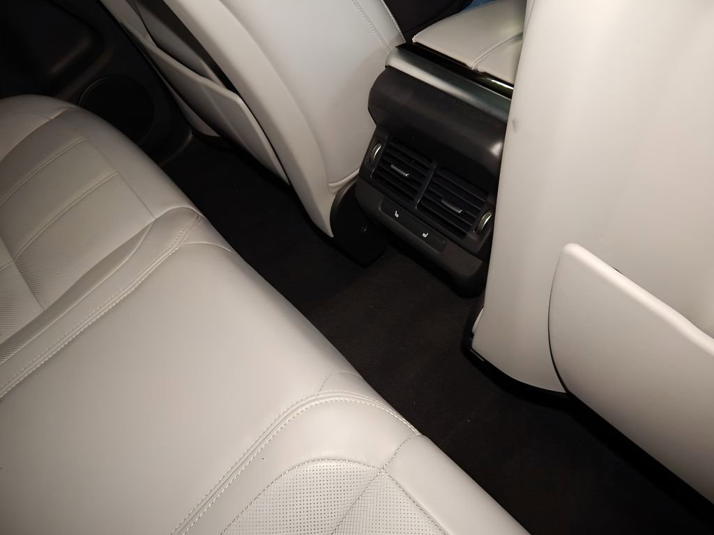 Used 2022 Land Rover Range Rover Evoque SE image 29