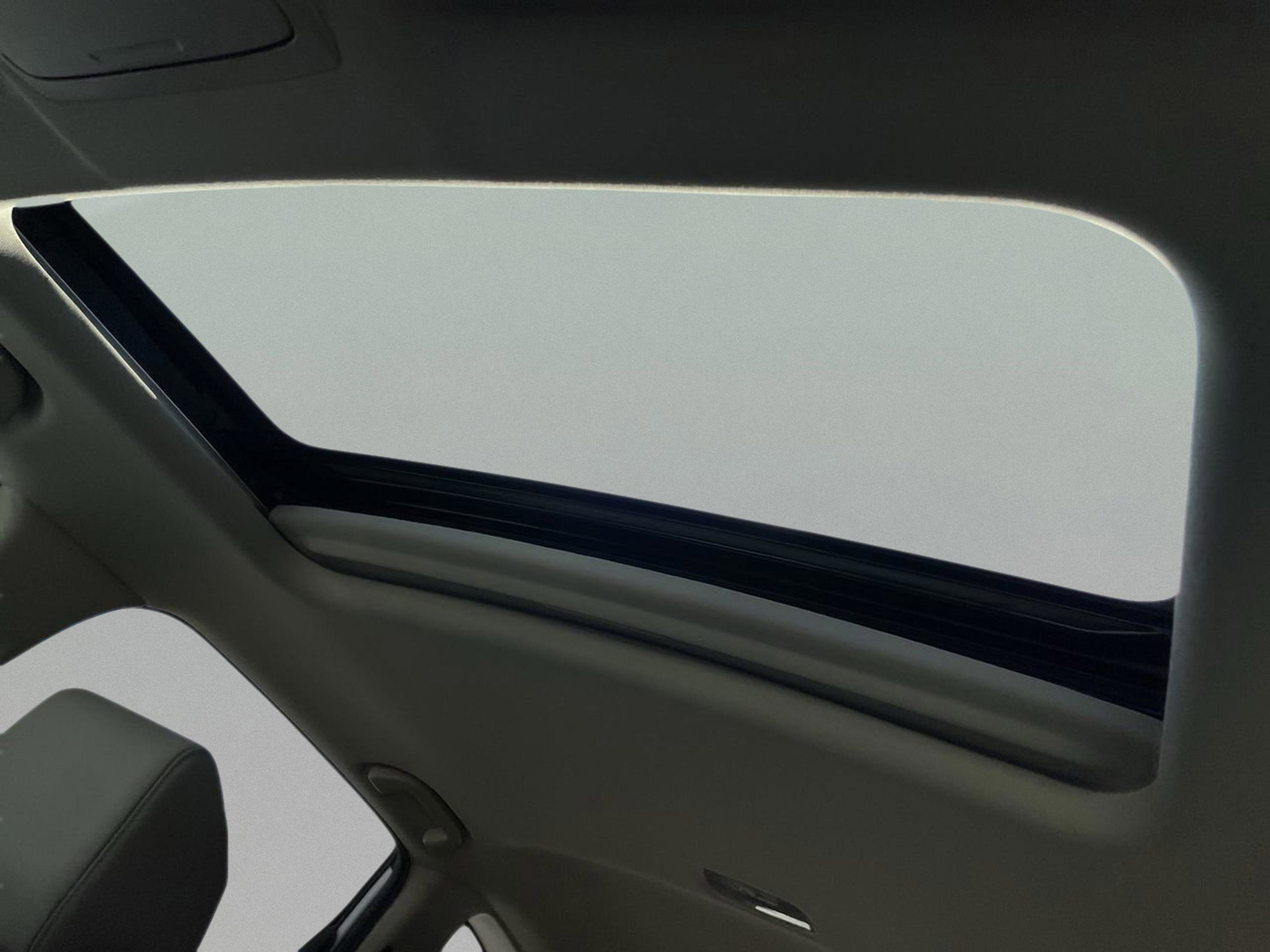 Certified 2020 Honda CR-V Touring image 32