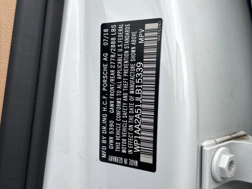 Used 2018 Porsche Macan Sport Edition image 23