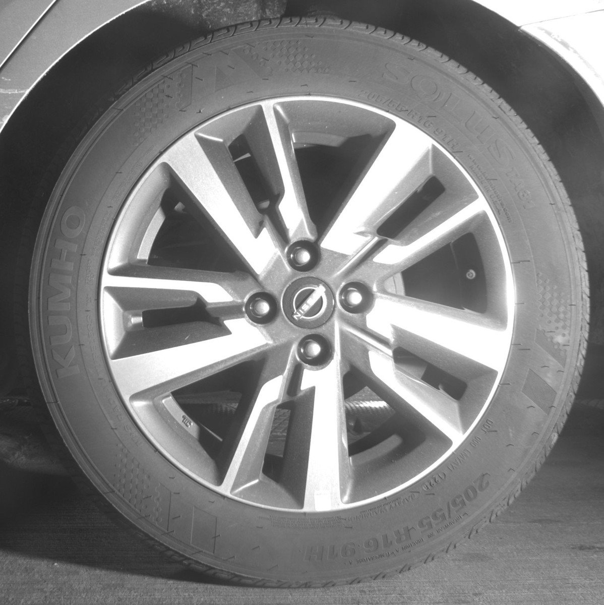 Used 2025 Nissan Versa SV image 14