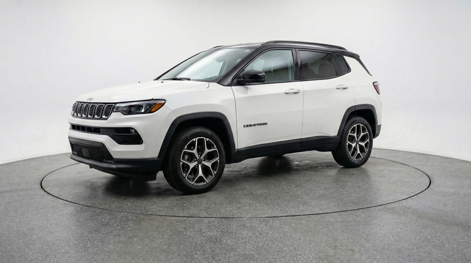 Used 2025 Jeep Compass Limited image 3