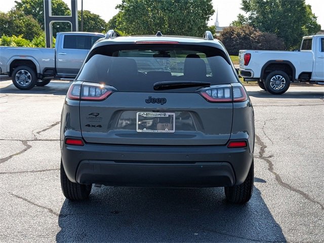 Used 2023 Jeep Cherokee Altitude Lux image 4