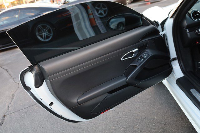 Used 2018 Porsche 718 Cayman image 21