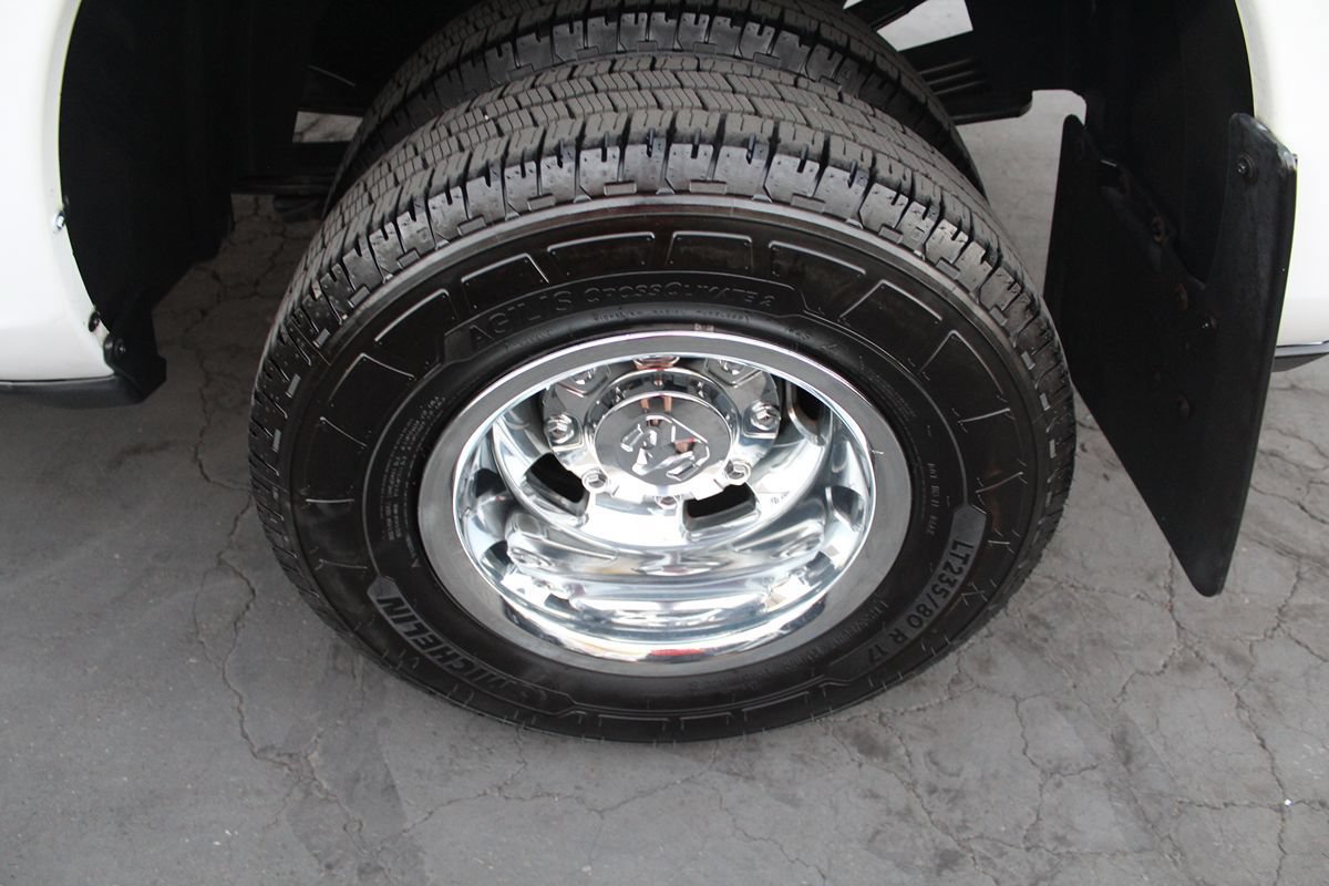 Used 2023 RAM 3500 Big Horn w/ Level 1 Equipment Group AWD/4WD image 16