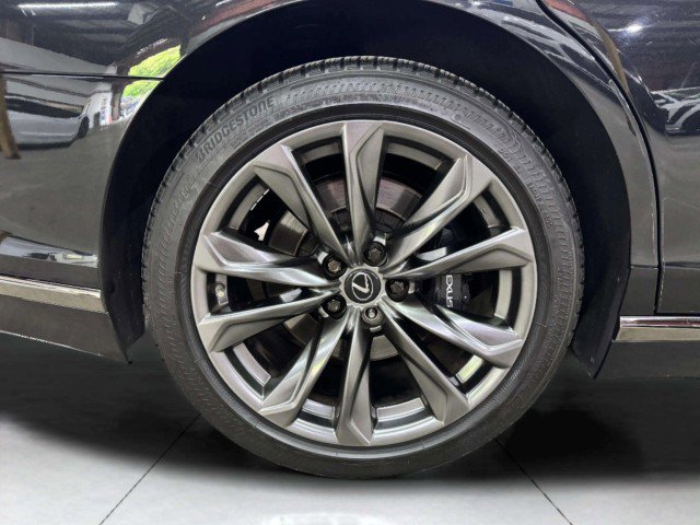 Used 2018 Lexus LS 500 F Sport w/ Accessory Package (Z1) image 49