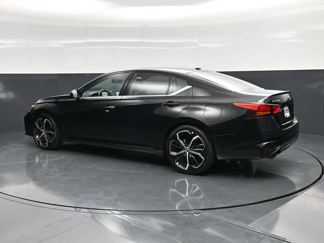 Used 2024 Nissan Altima 2.5 SR FWD image 10