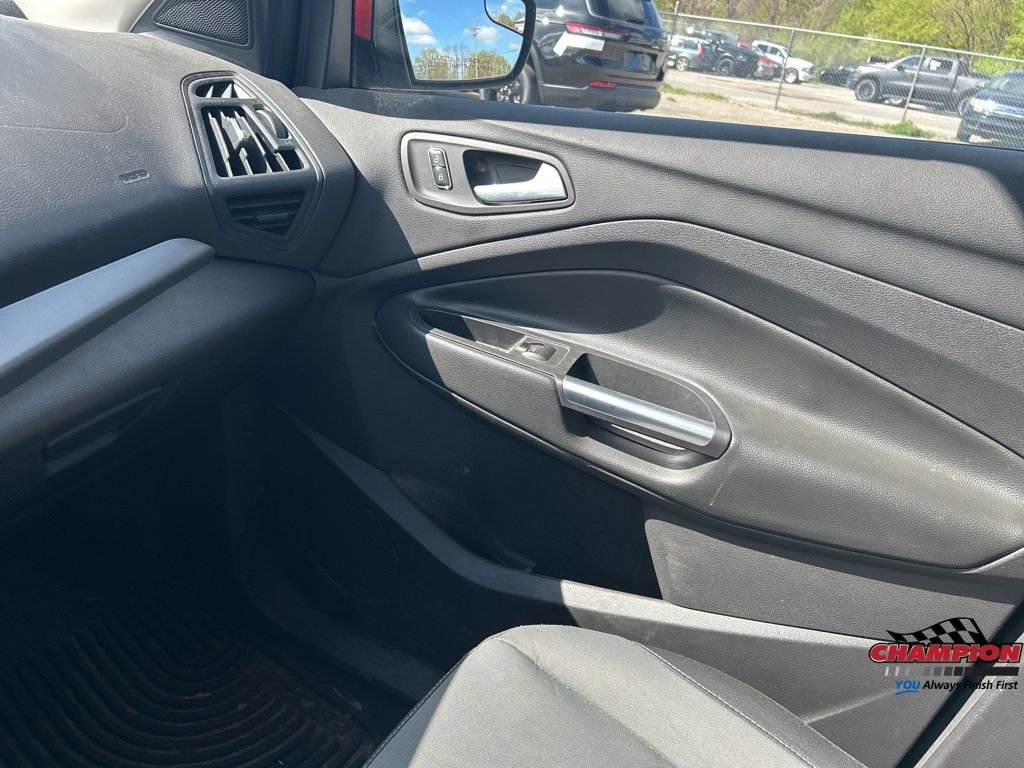 Used 2013 Ford Escape SE FWD image 15
