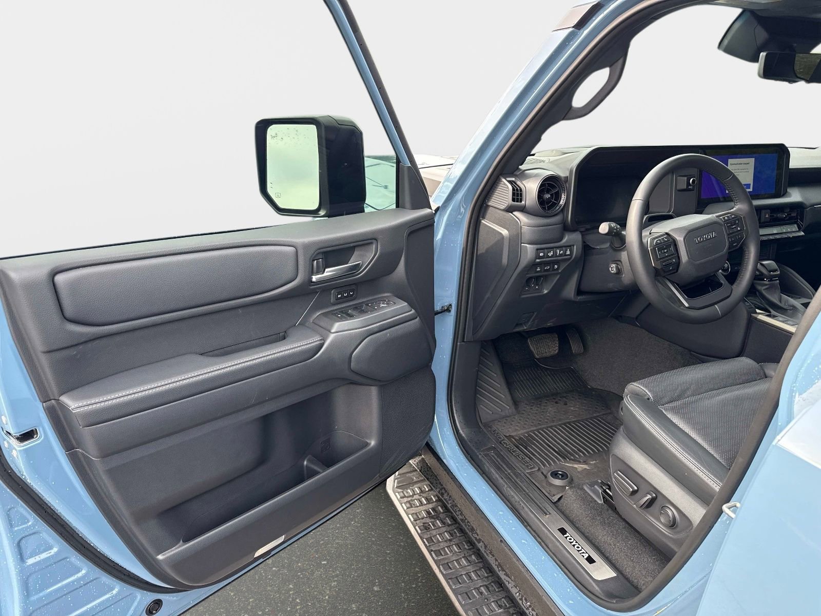 Used 2025 Toyota Land Cruiser w/ Premium Package image 16