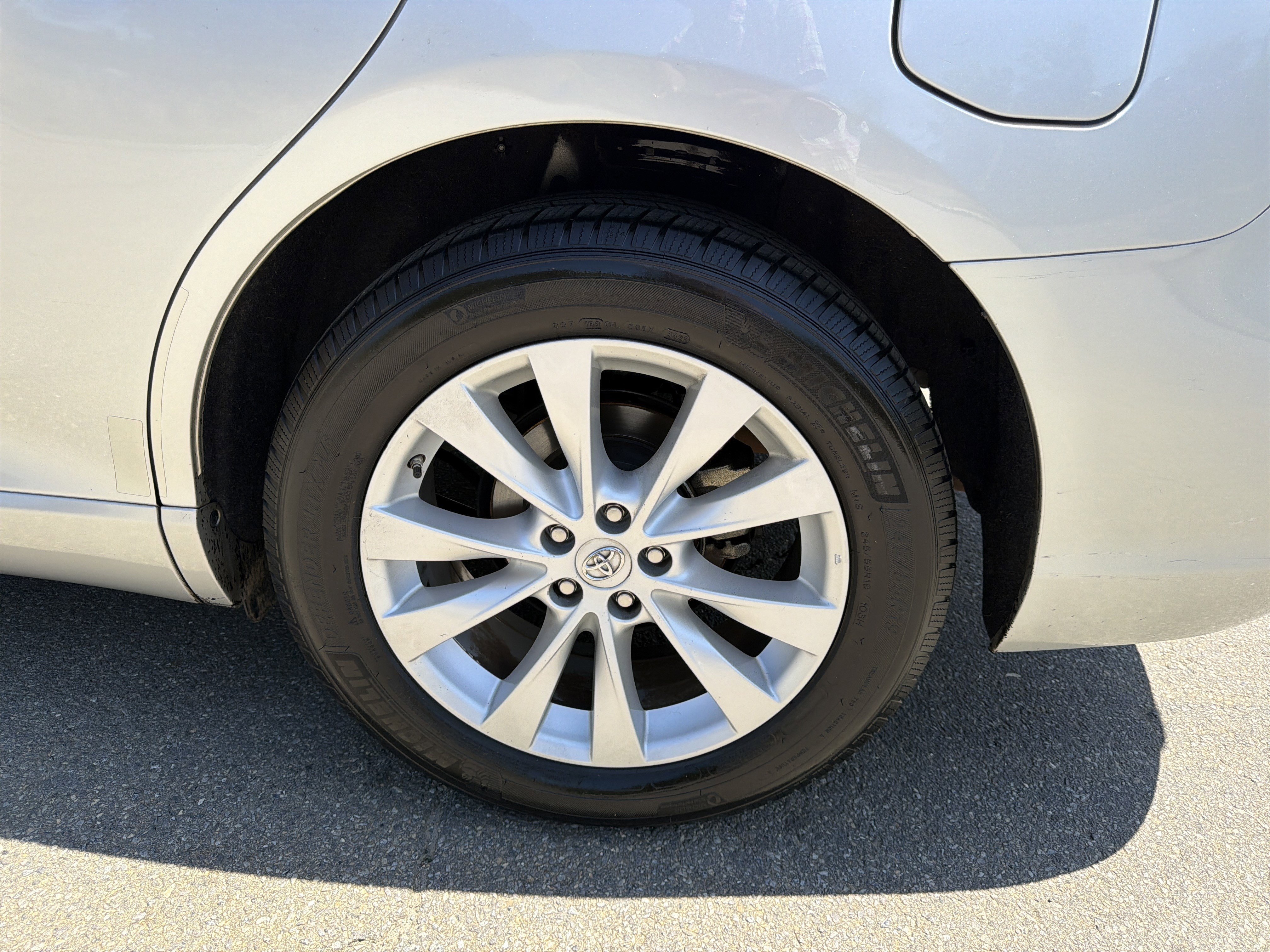 Used 2013 Toyota Venza XLE image 20